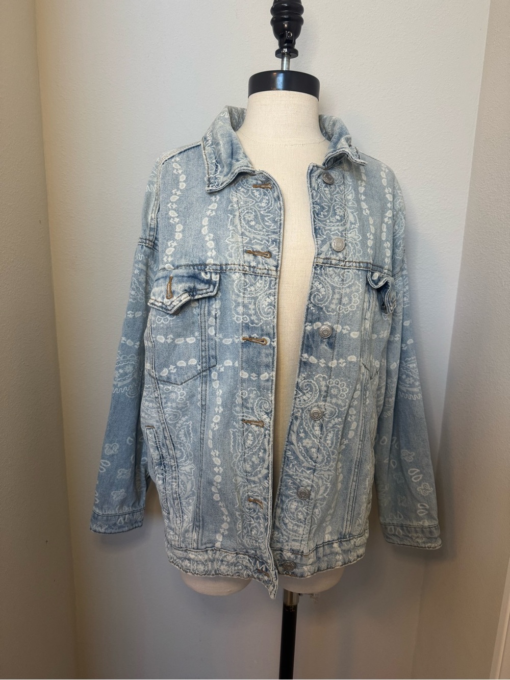 wild fable Light Blue Paisley-Print Denim Jacket
